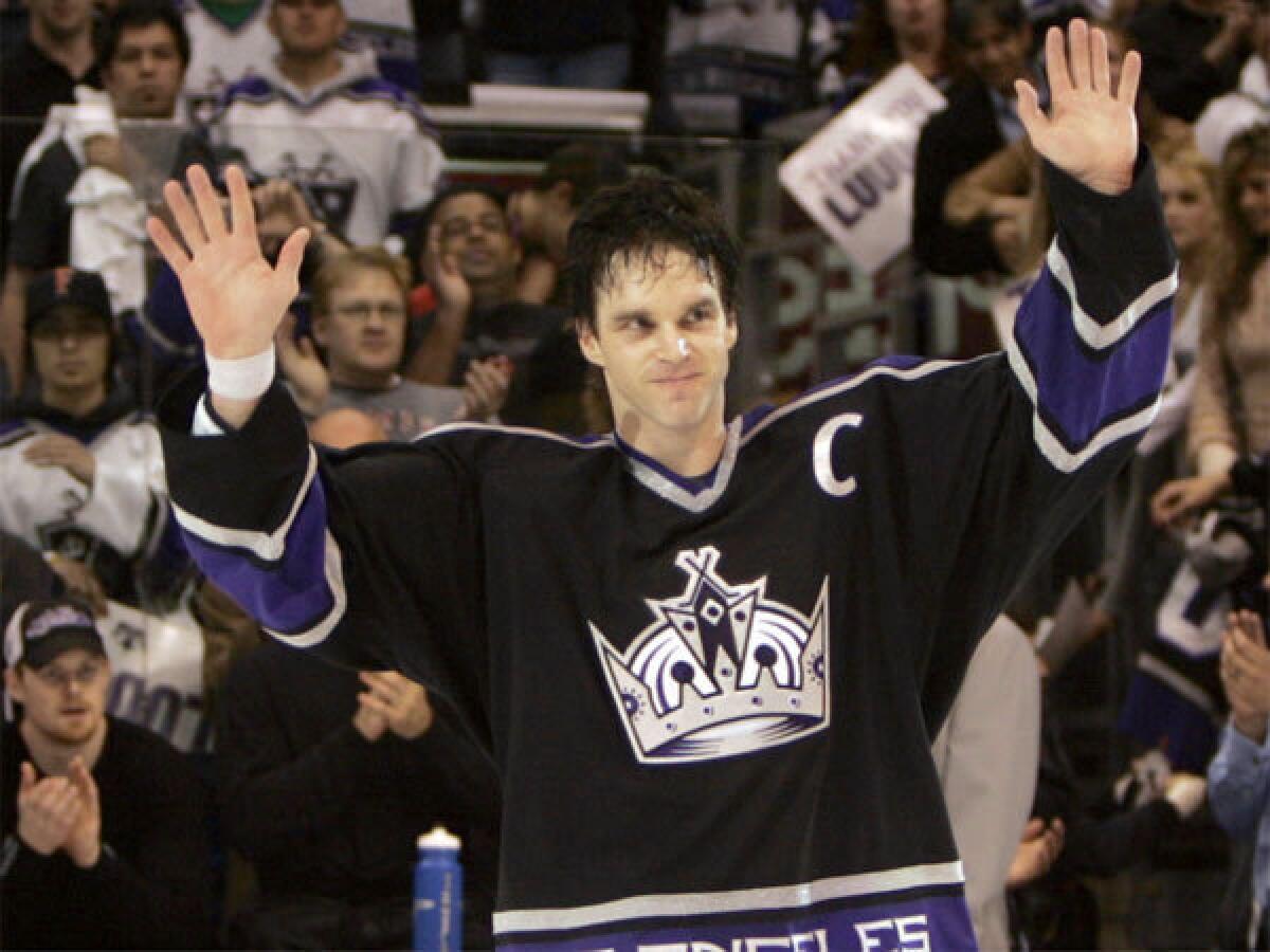 Pop! Hockey - Kings de Los Angeles - Luc Robitaille (à la maison) - #67