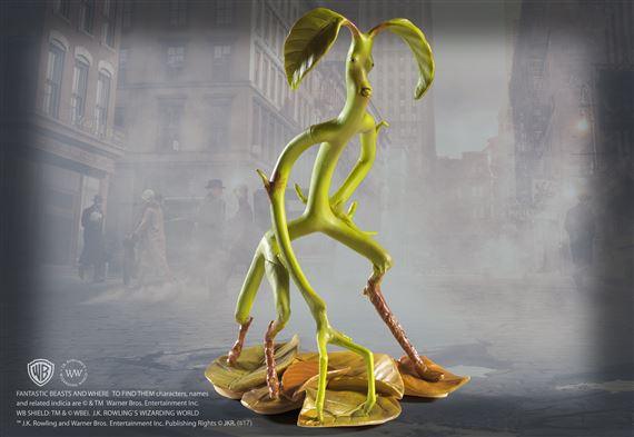 Magical Creatures - Fantastic Beast - Bowtruckle - The Noble Collection The Noble Collection Toys 849421004200